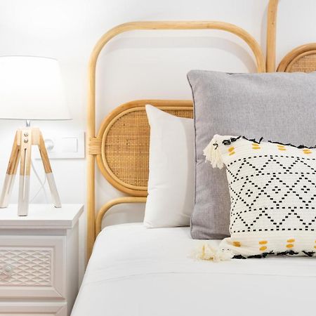 Wintowinrentals Superb New-Look Apartment Malaga Bagian luar foto