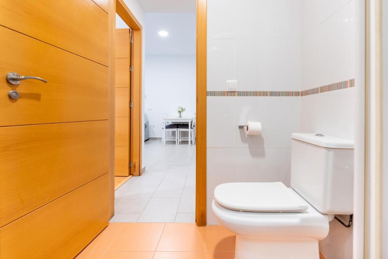 Wintowinrentals Superb New-Look Apartment Malaga Bagian luar foto